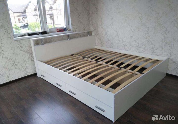 Кровать двухспальная