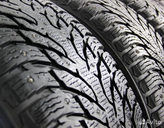 Nokian Tyres Hakkapeliitta 9 275/50 R21