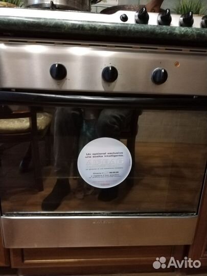 Встраиваемый духовой шкаф ariston