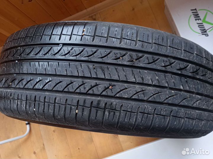 Yokohama Avid GT 235/55 R19