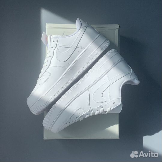 Кроссовки женские Nike Force 1'07 Белые Lux