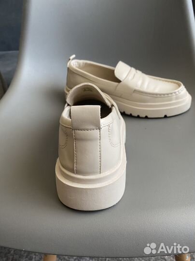 Лоферы женские Zara