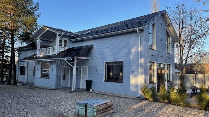 Дом 240 м² на участке 20 сот.