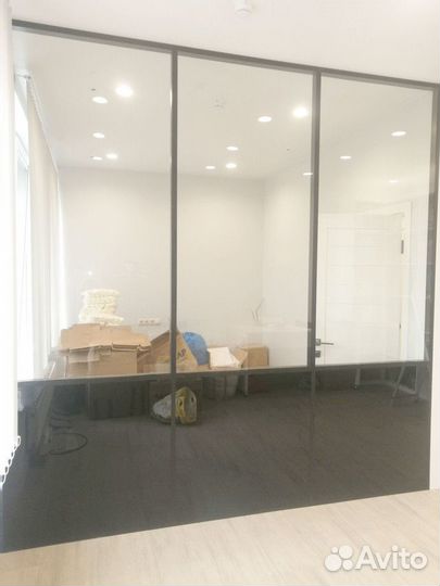 Межкомнатные стеклянные перегородки раздвижные