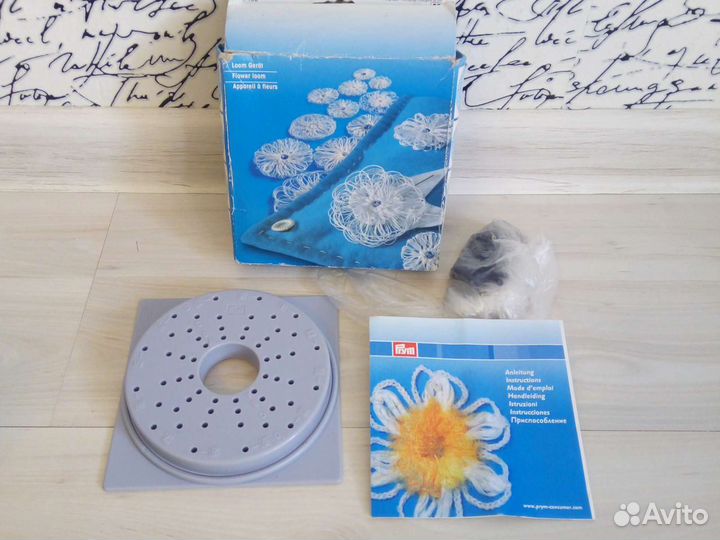 Устройство для изготовления кистей и цветов