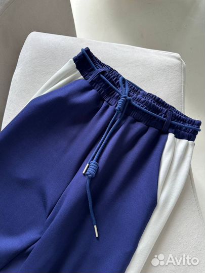 Классный костюм Loewe