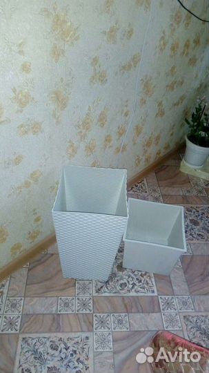 Ваза -кашпо для цветов