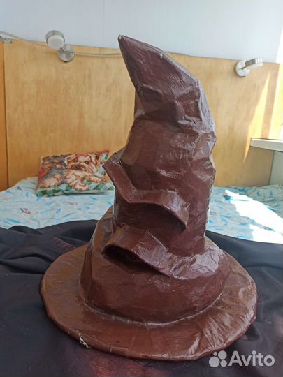 Распределяющая шляпа из Гарри Поттера