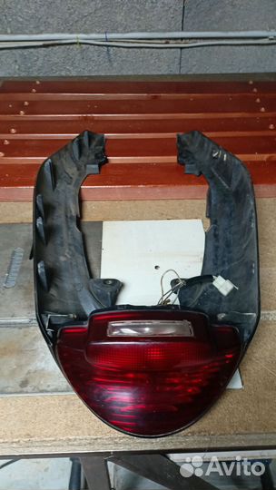 Фонарь задний