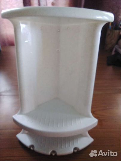 Полочка угловая