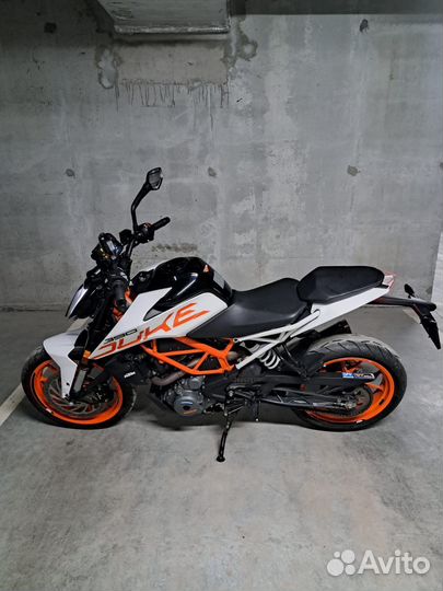 KTM duke 390