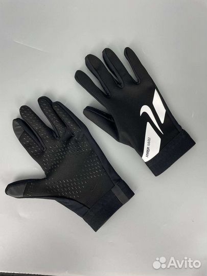 Перчатки Nike зимние