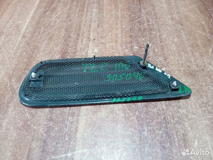 Дефлектор заднего левого крыла Toyota land cruiser