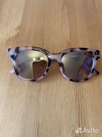 Очки женские солнцезащитные