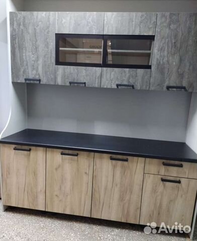 Кухонный гарнитур готовый