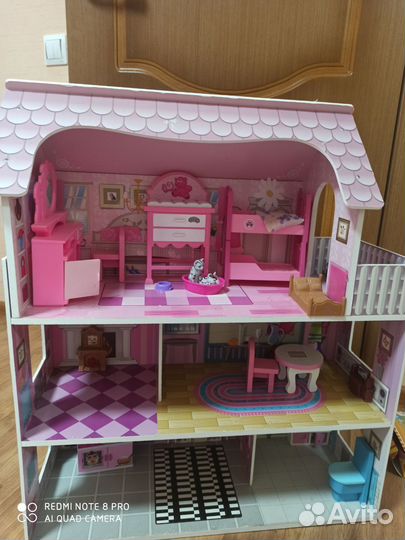 Домик кукольный