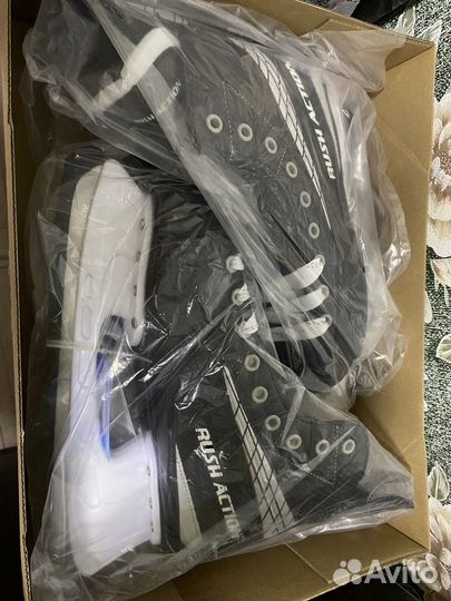 Продам коньки взрослые