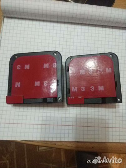 Проектор Рено на двери автомобиля