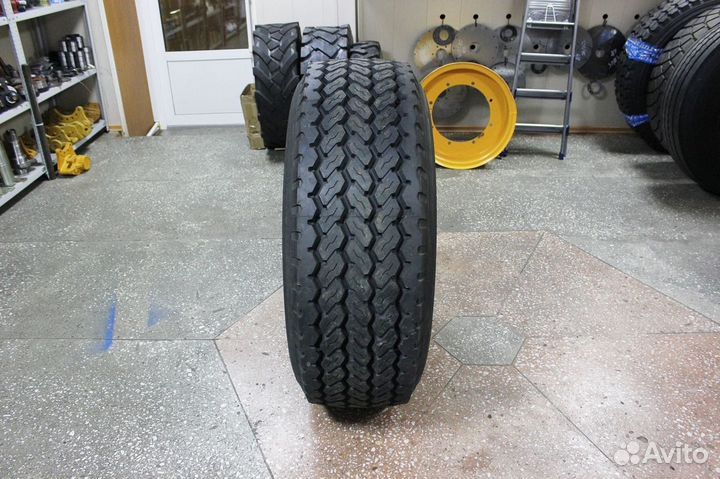 Шины грузовые 385/65R22.5 R526 (Roadlux)