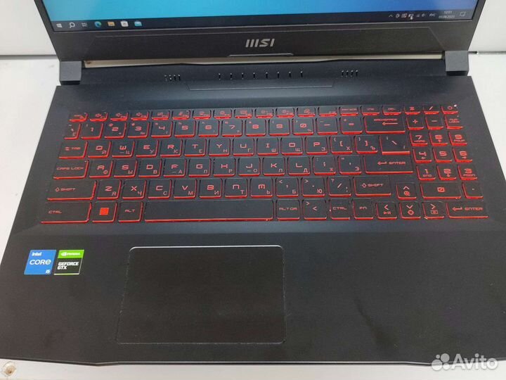 Ноутбук MSI GF66 katana