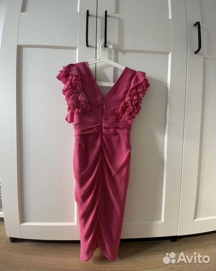Платье розовое
