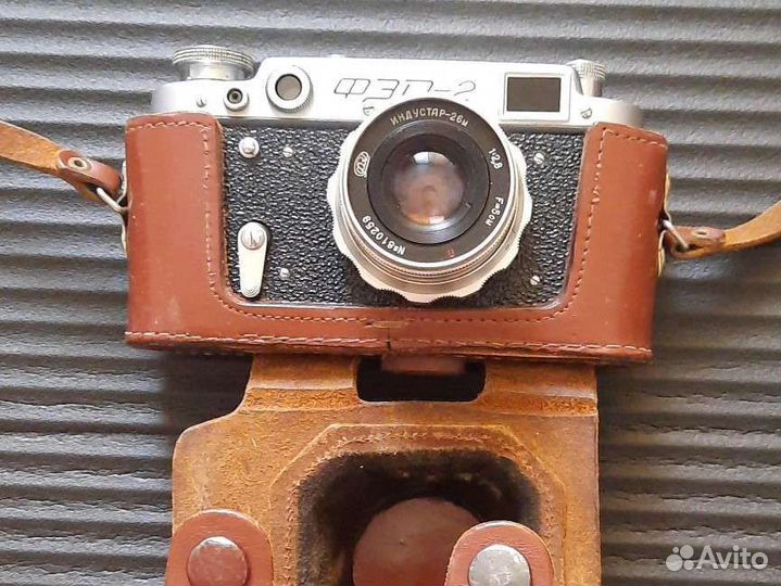 Пленочный фотоаппарат фэд-2