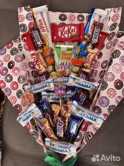 Сладкие букеты из конфет