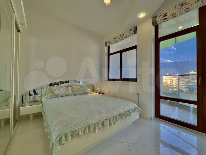 2-к. квартира, 80 м², 5/16 эт.