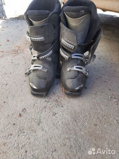 Горнолыжные ботинки