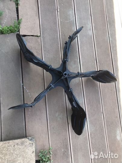 Винт с лопастями для канадского катамарана продаю