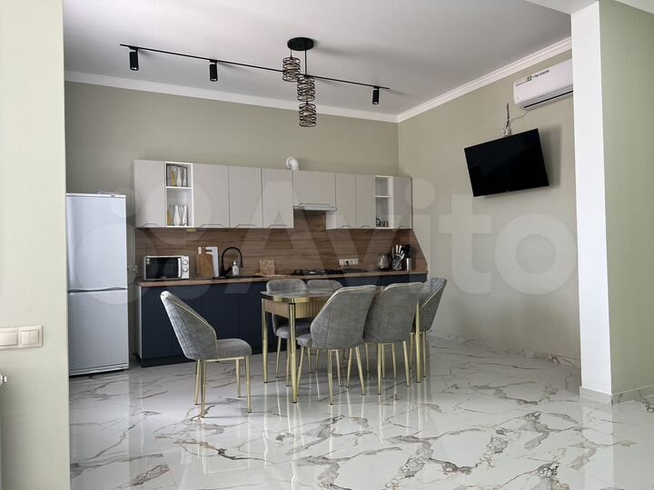 Дом 140 м² на участке 4 сот.