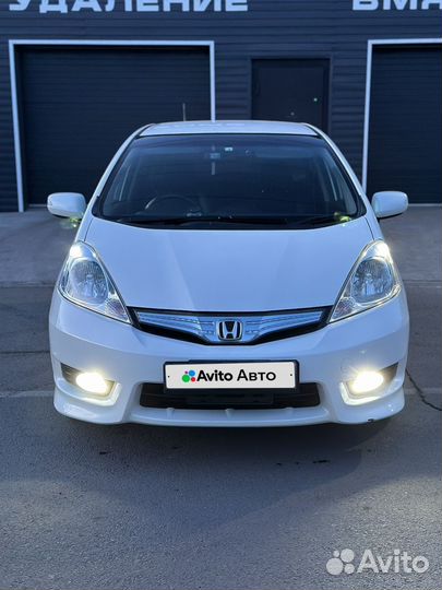 Honda Fit Shuttle 1.3 CVT, 2012, 170 000 км