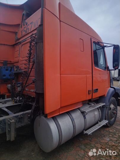 Volvo VNM, 2004