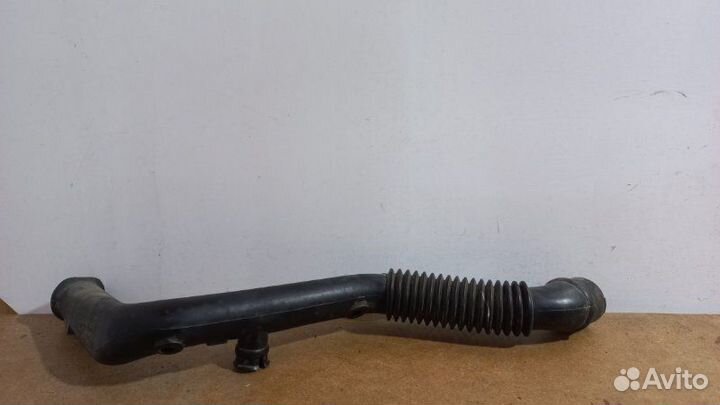 Патрубок воздушного фильтра Nissan Almera N15