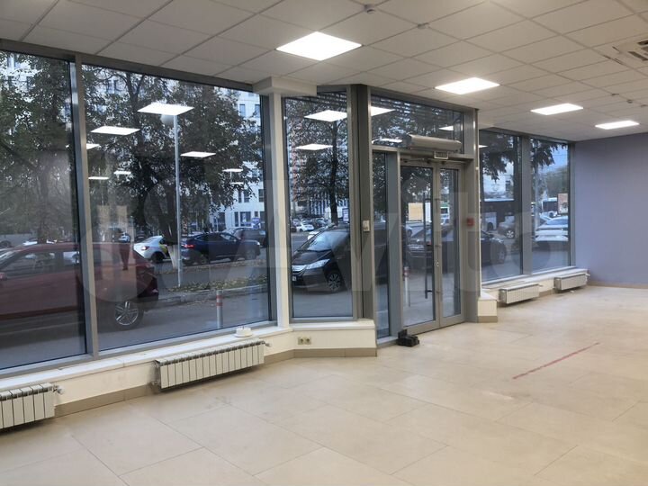 Магазин, офис, 227.8 м²