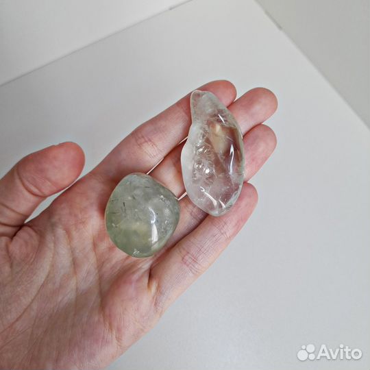 Лот: празиолит (зелёный аметист), пренит