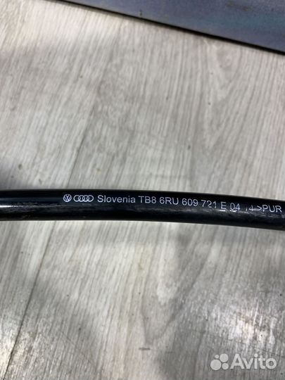 Трос ручника Volkswagen polo 5 Прав