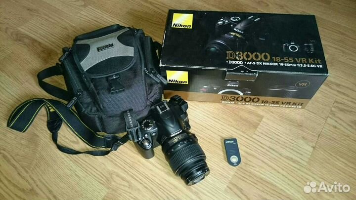 Зеркальный фотоаппарат Nikon D3000