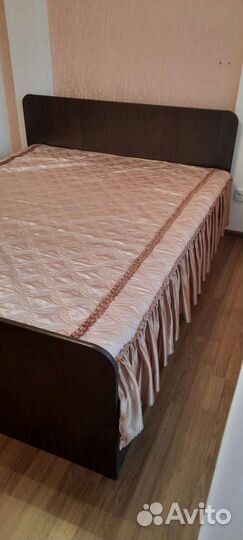 Спальный гарнитур бу