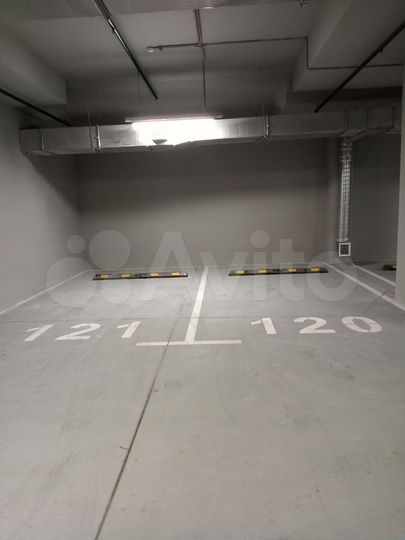 Машиноместо, 15 м²