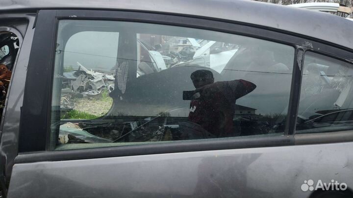 Стекло Kia cerato 3 заднее левое 2012г