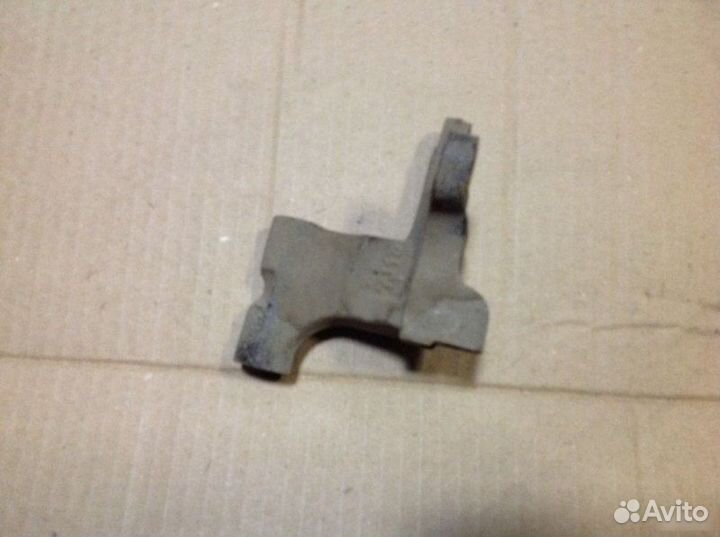 Кронштейн / генератора Chеvrolet Аvеo T250 хечбек