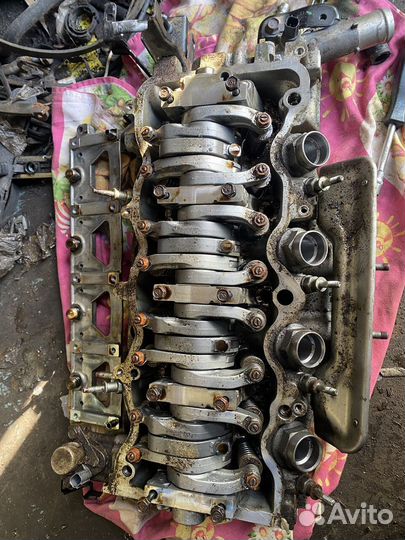 Ось коромысла в сборе хонда цивик 5д