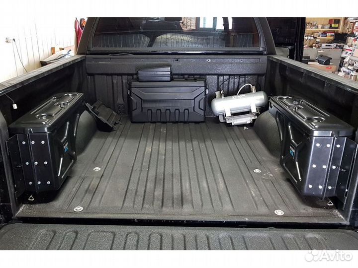 Бокс для пикапа поворотный Тойота Тундра 2007+