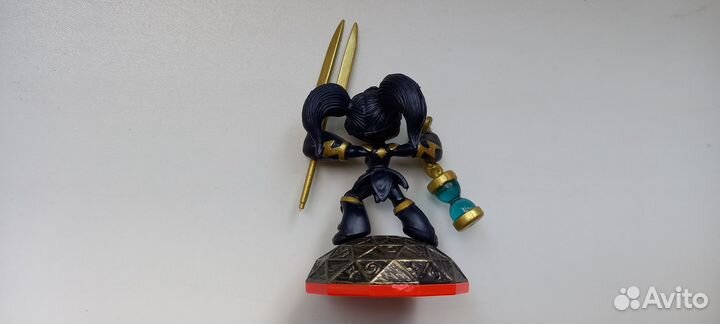 SkylanderS: Trap Team (магия) 4U