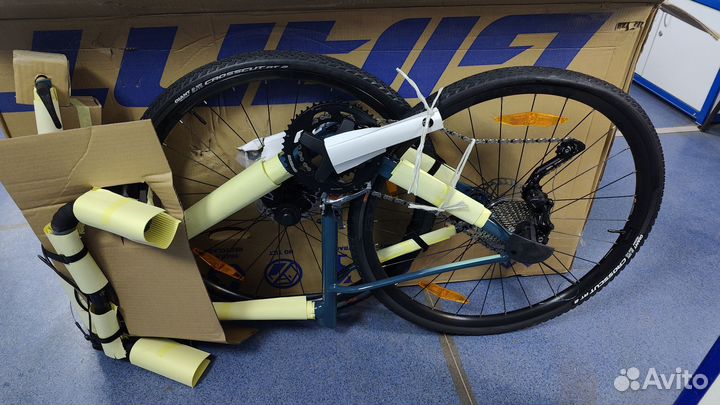 Велосипед Giant revolt 1 новый