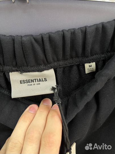 Essentials шорты черные (хит лето 2024)