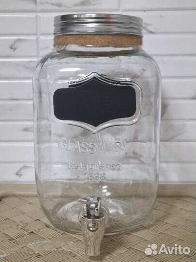 Банка 5,0 л то в комплекте с краником,лимонадница