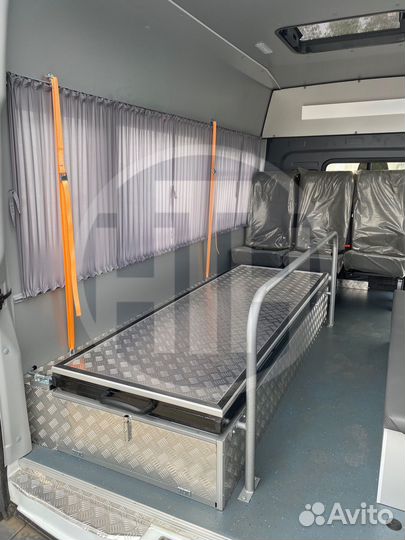 Выдвижной подиум для гроба в ритуальный автомобиль