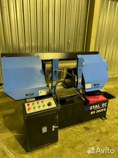 Ленточнопильный станок MetalTec BS 300 CH